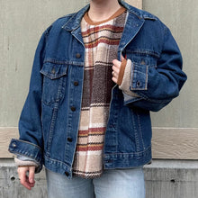 Load image into Gallery viewer, Dagger Levi’s Dark Denim Jacket