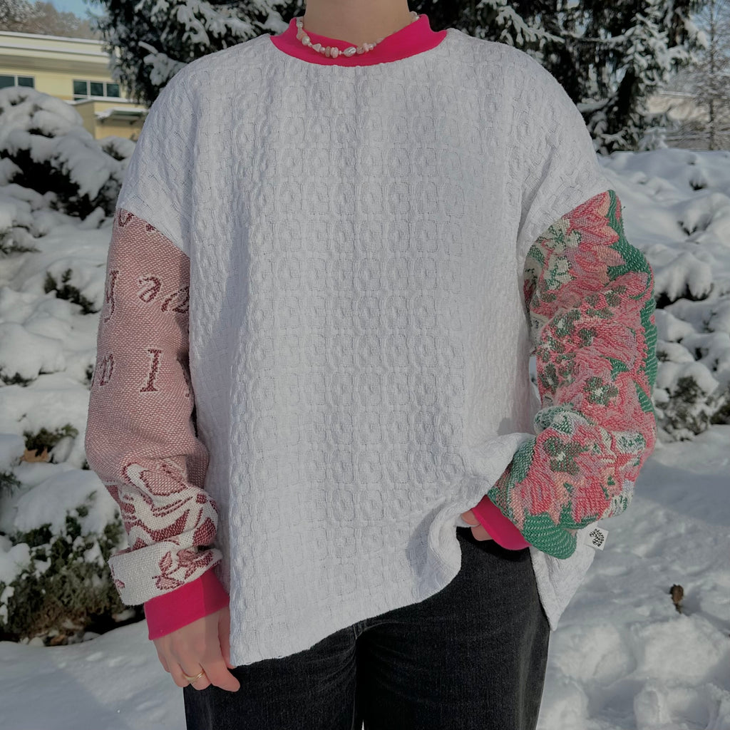 ♡ On Your Sleeve Blanket Sweater