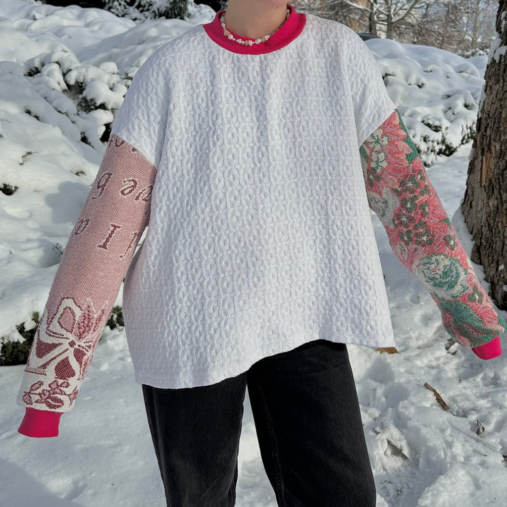 ♡ On Your Sleeve Blanket Sweater